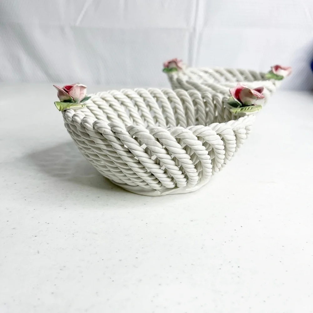 Made in Italy Italian 2 small porcelain woven baskets with flowers atop baskets